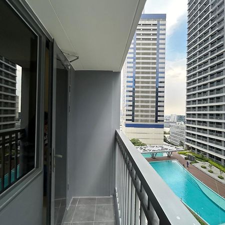 Balay Mulano At Fame Residences Mandaluyong City L With Balcony Pool View L 200Mbps Wifi Manila Exteriér fotografie